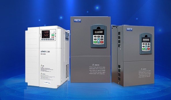 “當(dāng)電機(jī)通過(guò)變頻器來(lái)調(diào)控時(shí)能夠?yàn)槲覀儙?lái)哪些優(yōu)點(diǎn)？”