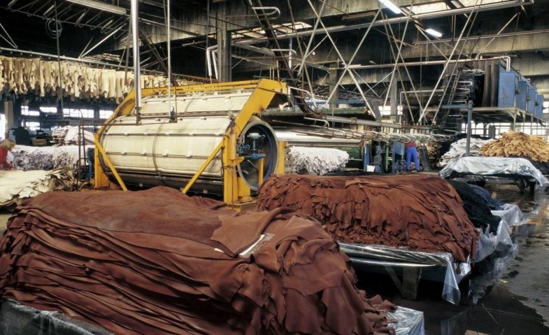 “變頻技術(shù)是為皮革加工企業(yè)帶來自動化的？”